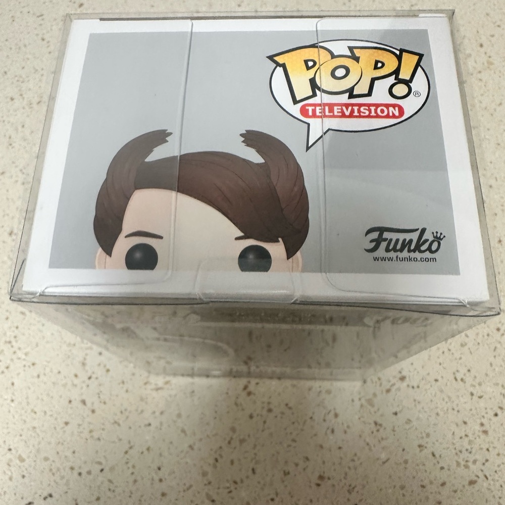 Chandler Bing, Funko Pop, Friends, 700 - Picture 2 of 3